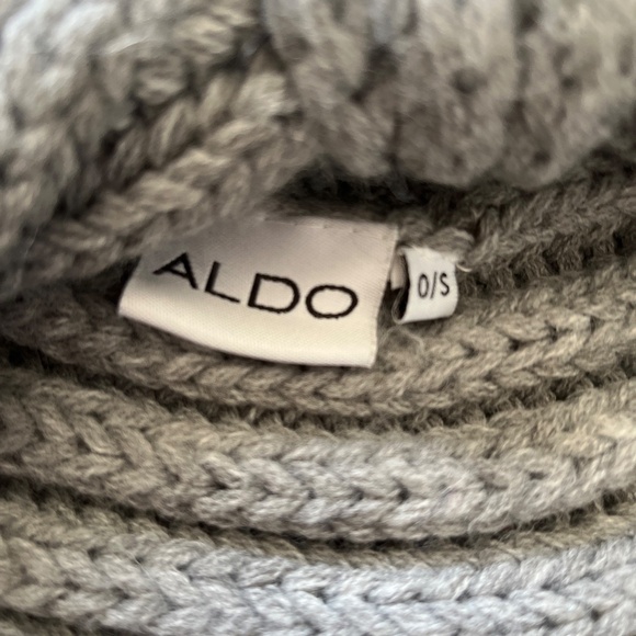 Aldo knit winter hat - Picture 3 of 3